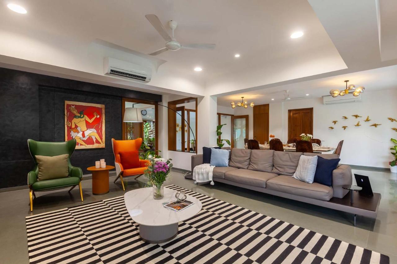 Villa Sereno By Stayvista - An Elegant And Entertaining Retreat Featuring A Swimming Pool, Outdoor Jacuzzi, Modern Interiors, And A Snooker Table Alibag Bagian luar foto
