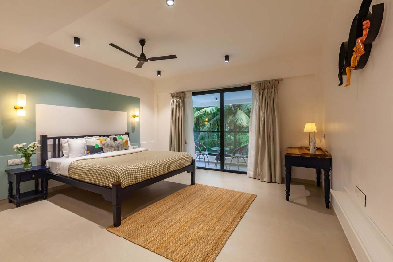 Villa Sereno By Stayvista - An Elegant And Entertaining Retreat Featuring A Swimming Pool, Outdoor Jacuzzi, Modern Interiors, And A Snooker Table Alibag Bagian luar foto