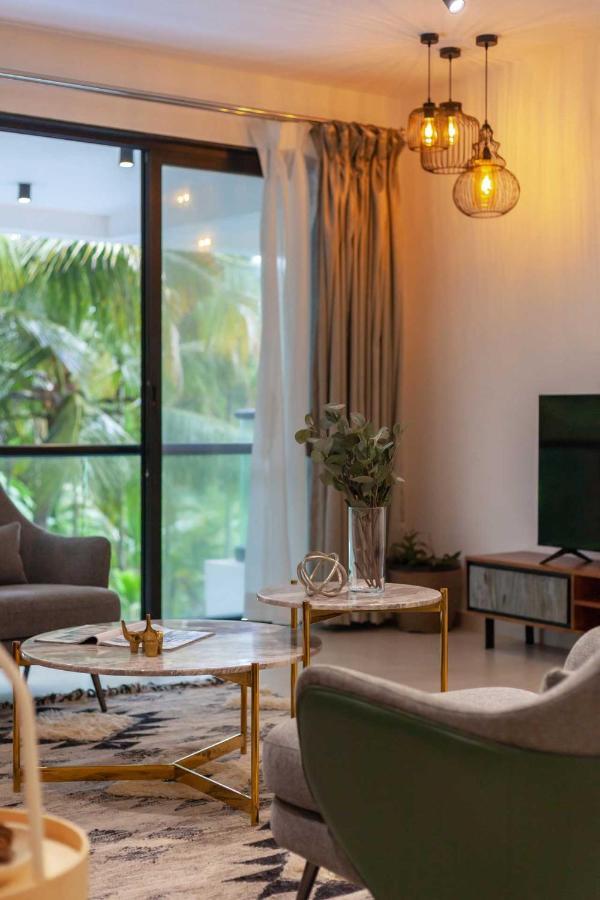 Villa Sereno By Stayvista - An Elegant And Entertaining Retreat Featuring A Swimming Pool, Outdoor Jacuzzi, Modern Interiors, And A Snooker Table Alibag Bagian luar foto