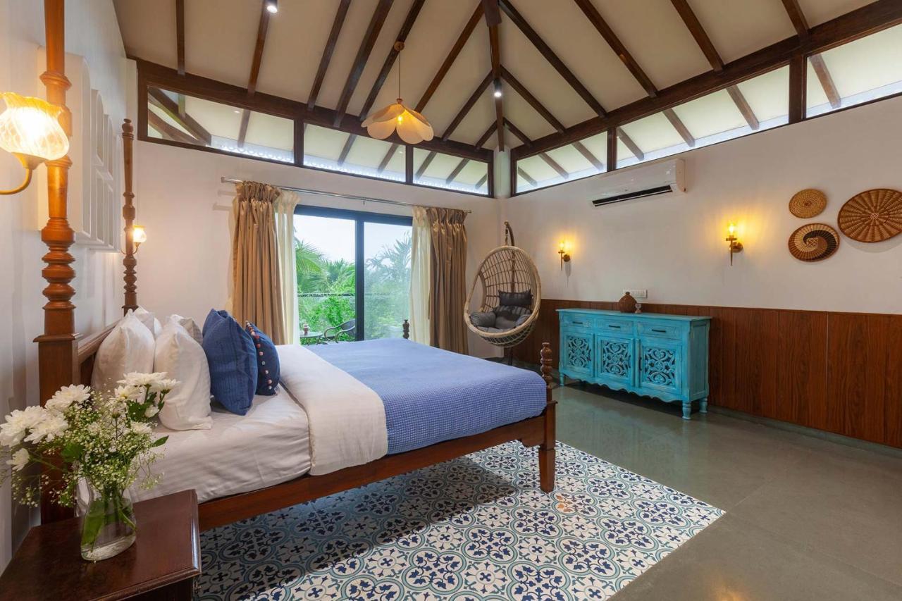Villa Sereno By Stayvista - An Elegant And Entertaining Retreat Featuring A Swimming Pool, Outdoor Jacuzzi, Modern Interiors, And A Snooker Table Alibag Bagian luar foto